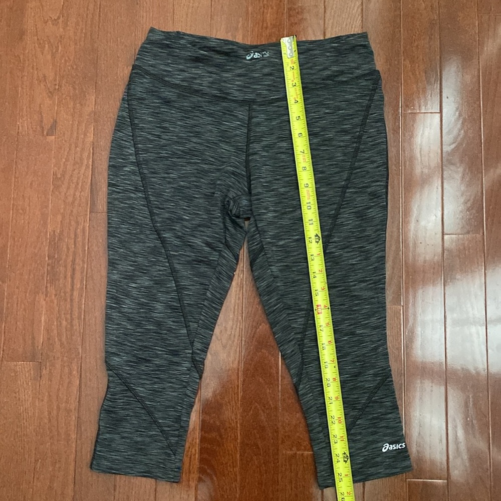 ASICS Running Capris - Picture 8 of 11